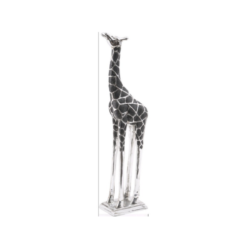 Sculpture of Giraffe Head Forward