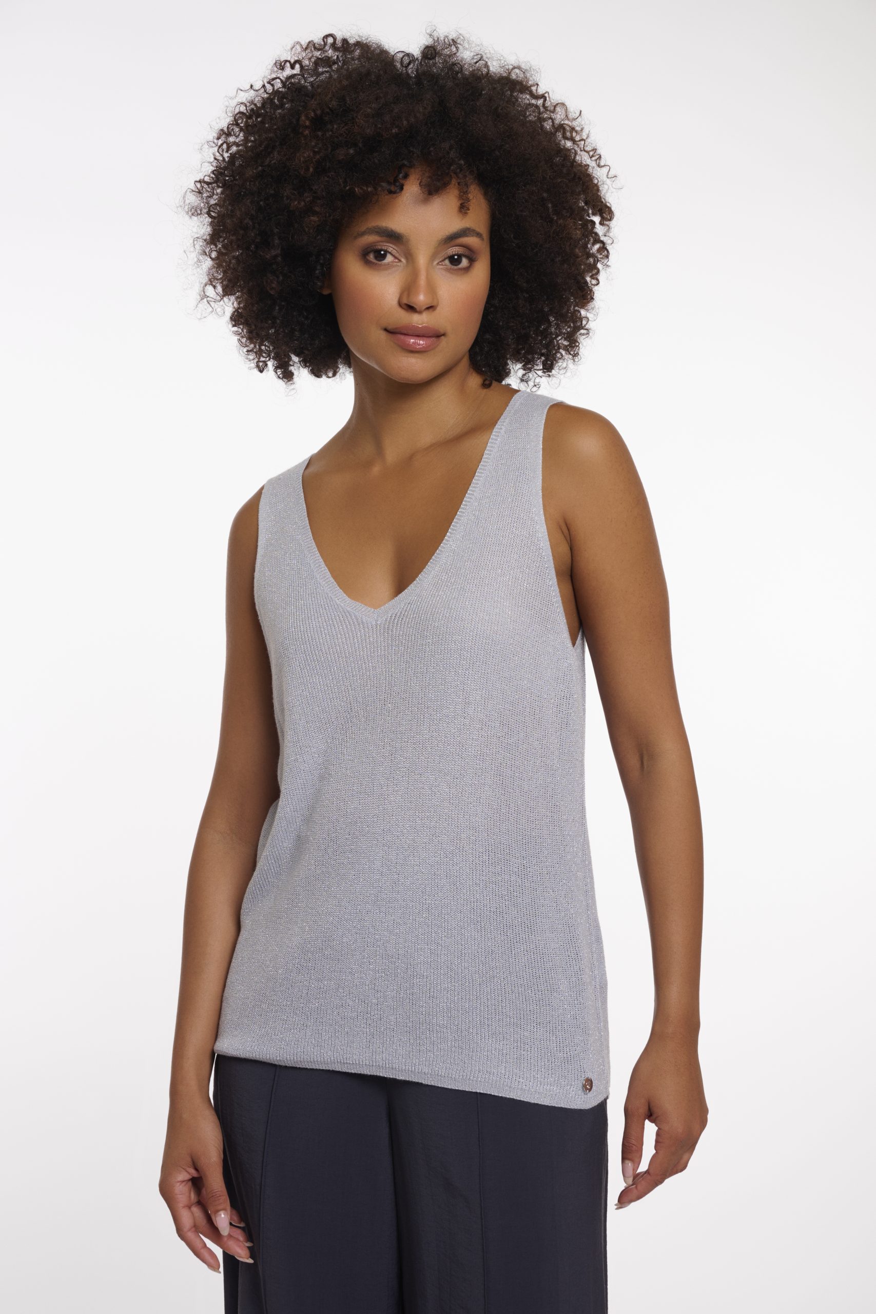 Charlie.5002621_Light-blue_01