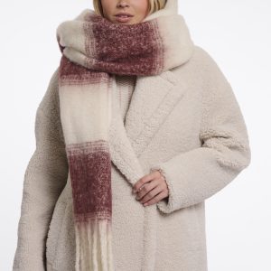 R & P Scarf - Sangria